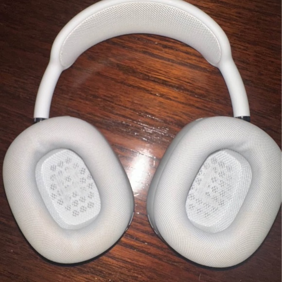 AirPod max - Picture 4 of 4